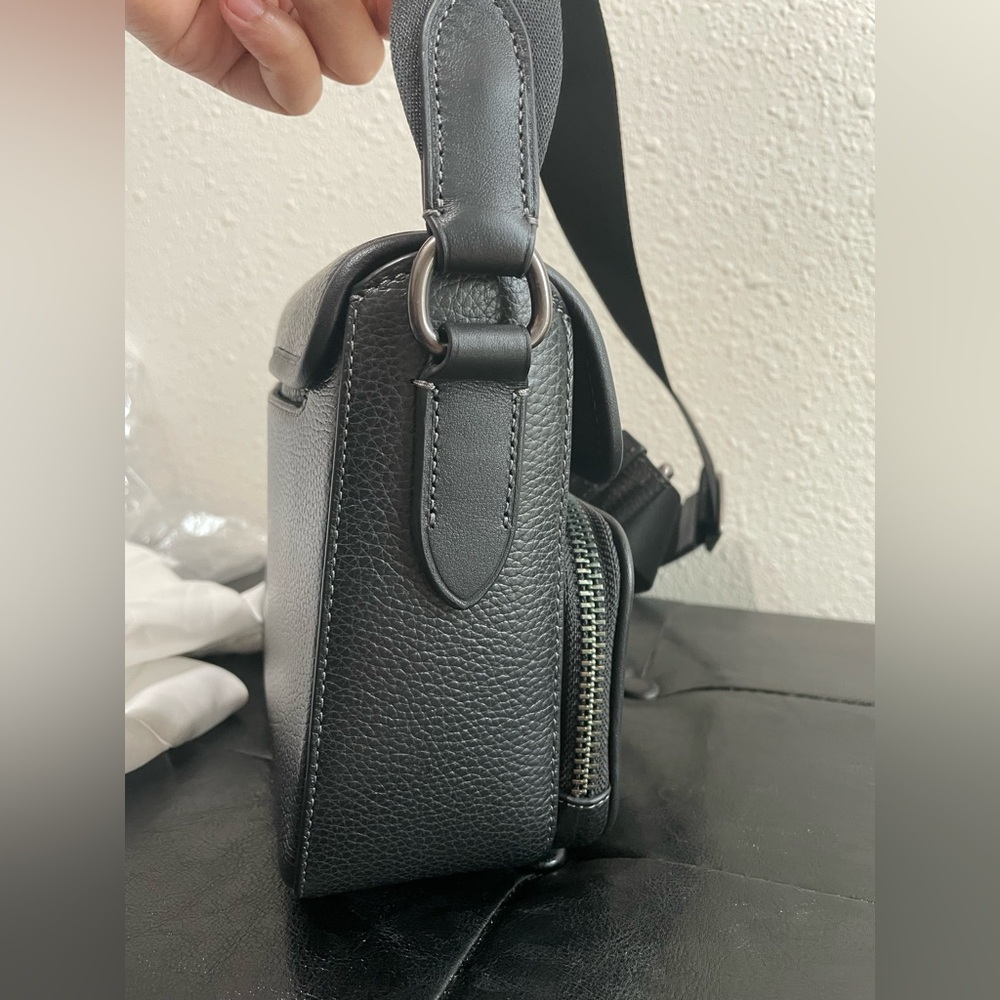 Coach Sullivan Flap Crossbody Bag. - Picture 6 of 15